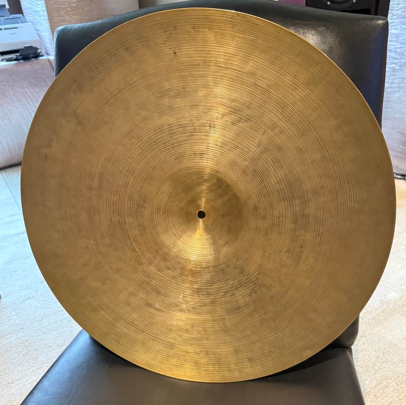 Vintage K Zildjian Istanbul 20” Ride – 1800g – Thin Jazz Ride – Old K – Beautiful image 1