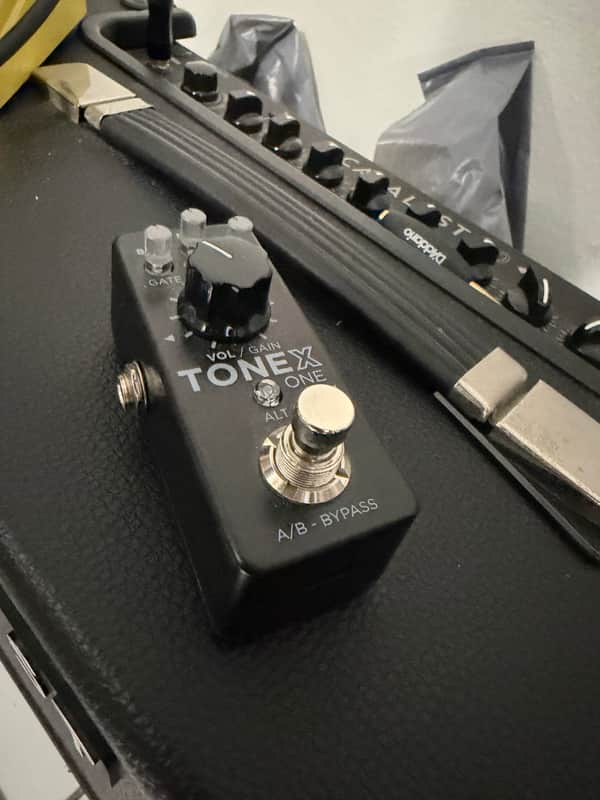 IK Multimedia ToneX One