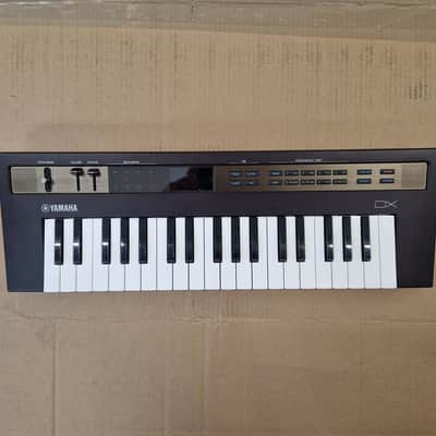 Buy used Yamaha Reface DX Mini Mobile Keyboard 2015 - Present - Black