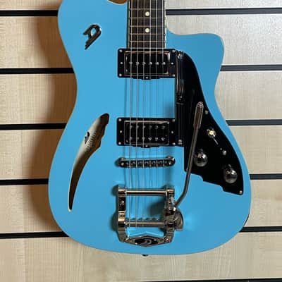 Duesenberg Caribou Narvik Blue Diamond Deluxe Tremola Electric Guitar B-Stock image 2