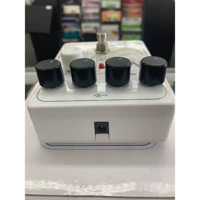 Electro-Harmonix Mel9 Tape Replay Machine 2016 - Present - White image 4