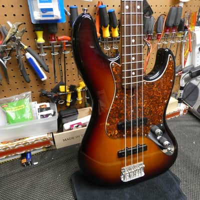 Wilkins Jazz Bass Stack Knob Traditional 2015 - Sunburst image 5