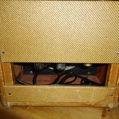 Fender Champ 5F1 1956- Tweed image 4