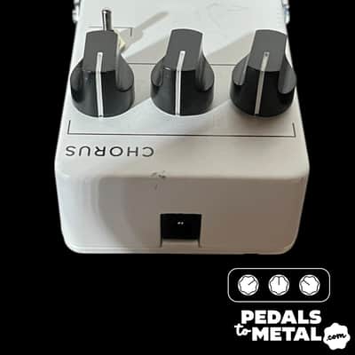 JHS 3 Series Chorus 2020 - Present - White X11990 image 3