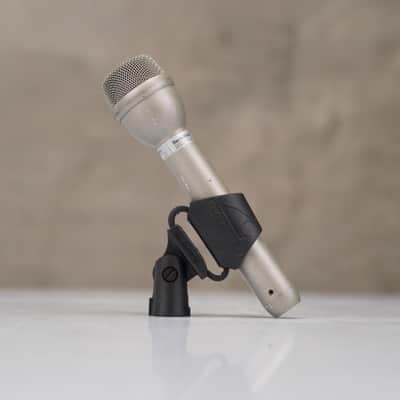 Electro-Voice RE50 Dynamic Omnidirectional Microphone w/ Shock Mount Clip #59279 image 13