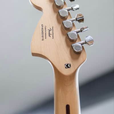 Squier Standard Stratocaster with Maple Fretboard 1996 - 2000 - Torino Red image 6
