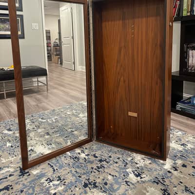 Acoustic Remedy Rectangle Wall Case with UV Filtering Glass 2015 - Walnut image 4