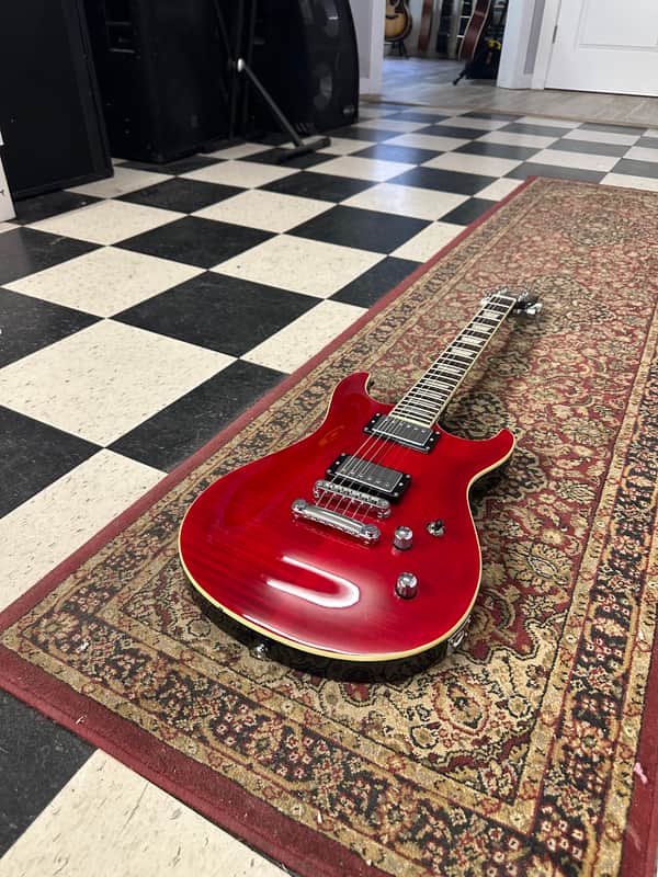 G&L Tribute Series Ascari GTS 2010 - 2017 - Trans Red image 1