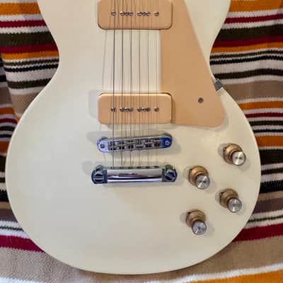 Gibson Les Paul '60s Studio Tribute 2011 - Worn White image 2