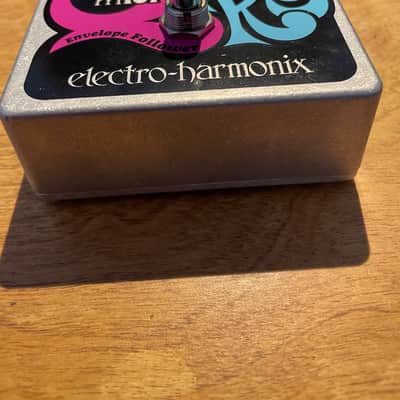 Electro-Harmonix Micro Q-Tron Envelope Filter 2006 - Present - Silver / Black / Blue image 3
