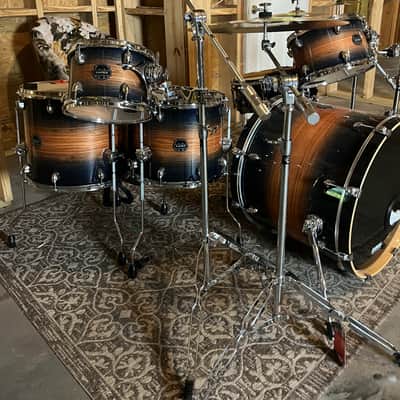 MAPEX ARMORY LIMITED EDITION 6 PIECE DRUM KIT, CARIBBEAN BURST, UK DRUM SHOW KIT image 3