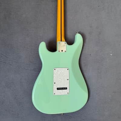 Squier Vintage Modified Surf Stratocaster 2012 - Surf Green image 4