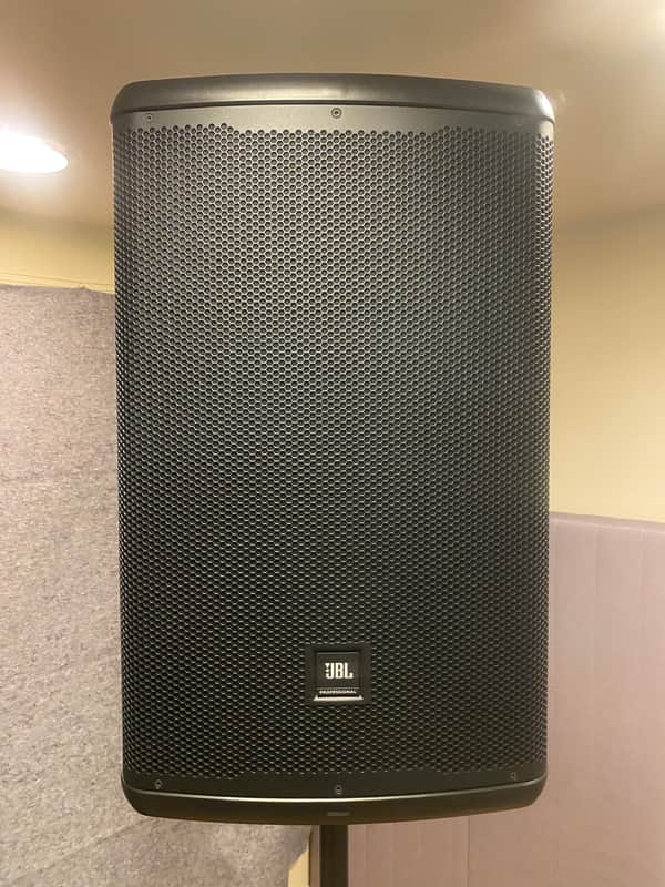 JBL EON715 2-Way 1300-Watt Powered Loudspeaker