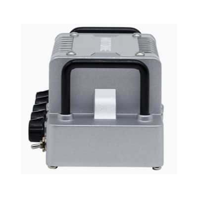 Hotone NLA-4 Nano Legacy Thunder Bass Mini Amp image 4