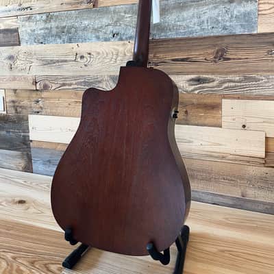 Art & Lutherie Americana Bourbon Burst QIT CW image 7