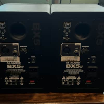 Immagine M-Audio BX5A Deluxe Active Studio Monitors (Pair) 2000s - Black - 2