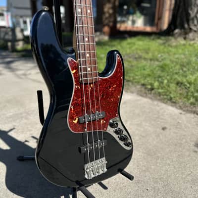 2008 Deluxe Active Jazz Bass - Black w/ SKB Case image 2