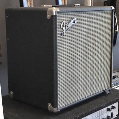 Fender Rumble 40 Bass Combo Amplifier – Used - Black Tolex image 3