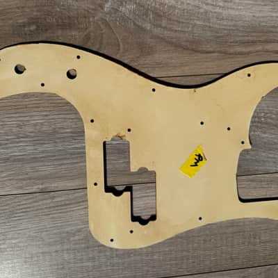 Vintage Fender Precision 60 thru 71  Tortoise USA avri 62 60’s pickguard USA image 6