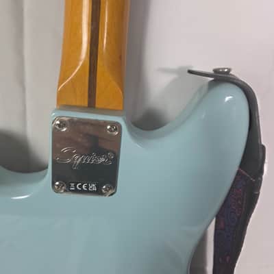 Squier by Fender Classic Vibe '60s Mustang Sonic Blue Poplar Maple 6 String image 12