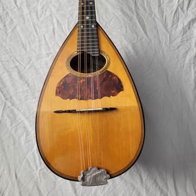 Mayflower Bowl Back Mandolin, by Flower & Groehsl or Larson Brothers, Circa 1918, with hardshell case image 2