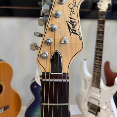 Peavey T-60 with Rosewood Fretboard 1978 - 1988 - Sunburst image 3