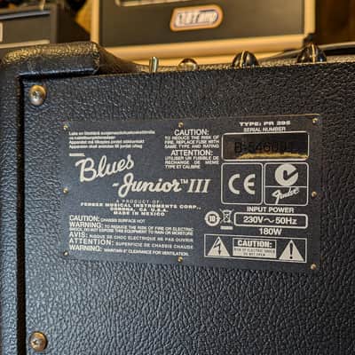 Fender Blues Junior III 15-Watt 1x12" Guitar Combo 2010 - 2017 - Black image 5