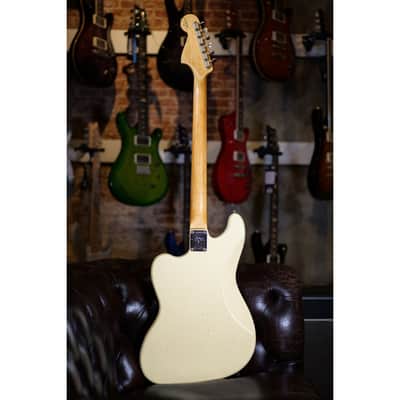 Fender Custom Shop B3 BASS VI Journeyman Aged Vintage White image 3