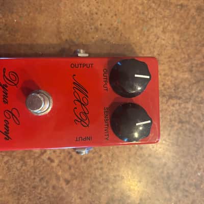 MXR CSP028 '76 Vintage Script Dyna Comp 2010s - Red image 2
