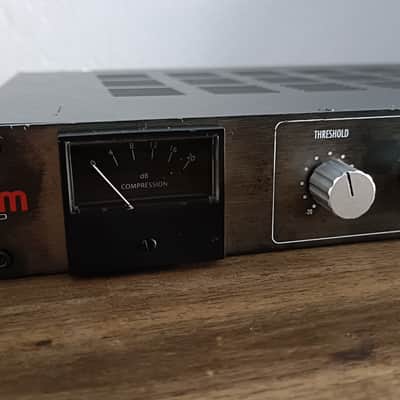 Warm Audio BUS-COMP stereo VCA Bus Compressor image 5