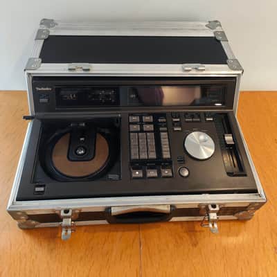 TECHNICS SL-P1200 — Professional Broadcast CD Player + Custom Flightcase (1986-1993) image 15