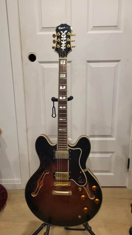 Epiphone SHERATON