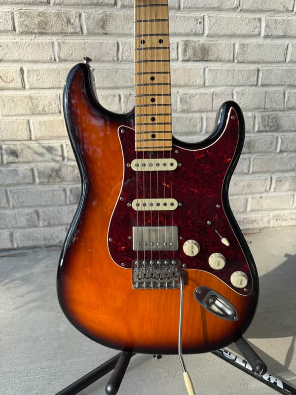 Tuttle Custom Classic S - 2-Tone Burst Nitro - HSS image 1