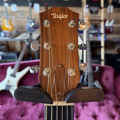 Taylor 310ce - 2002 image 7