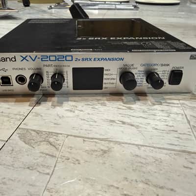 Roland XV-2020 64-Voice Expandable Digital Synthesizer Module 2002 - 2004 - Silver