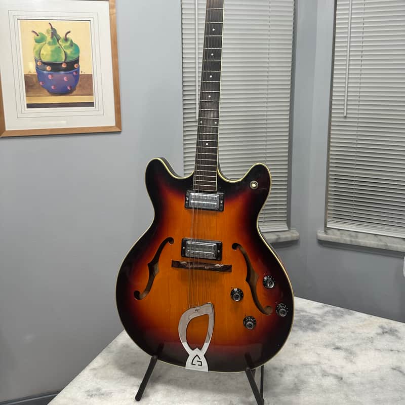 1967 Guild Starfire XII Sunburst