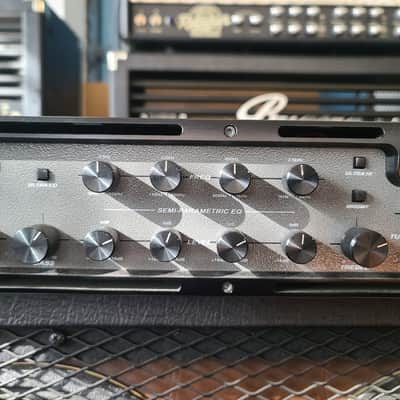 Ampeg SVT-6 PRO 1100-Watt Bass Amp Head 2005 - 2006 - Black image 3