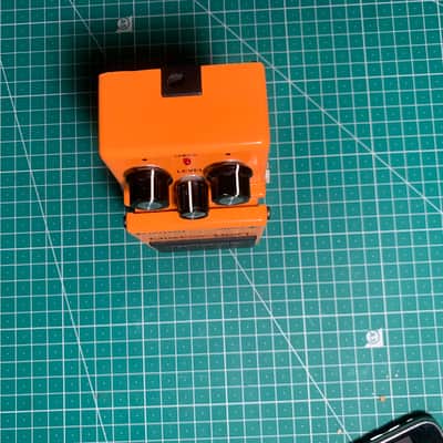 Boss DS-1 Distortion (Black Label, Long Dash) 1978 - 1982 - Orange image 3