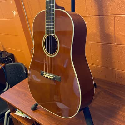 Martin 2006 Ditson Dreadnought 333 w/OHSC image 4