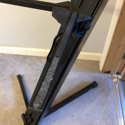 Ultimate Support Apex AX-48 Pro Two-Tier Column Keyboard Stand image 5