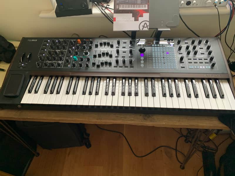 Arturia PolyBrute Noir 61-Key Synthesizer 2023 - Present - Black image 1