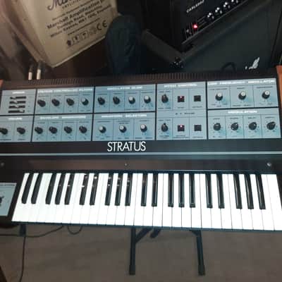 CRUMAR STRATUS  1982