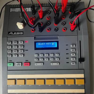 Alesis HR-16 Drum Machine 16 Bit Circuit Bent Edition