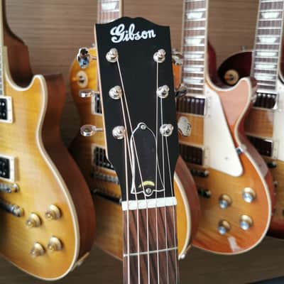 Gibson J-35 30s Faded 2024 - Natural image 3