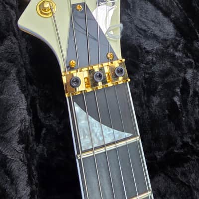 Jackson Pro Series RR3 Rhoads - Ivory with Black Pinstripes Tested image 4