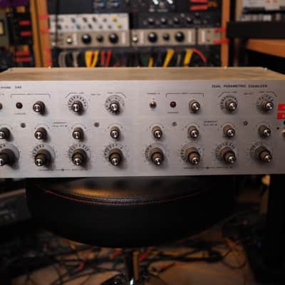 UREI  546 Dual Parametric Equalizer image 1