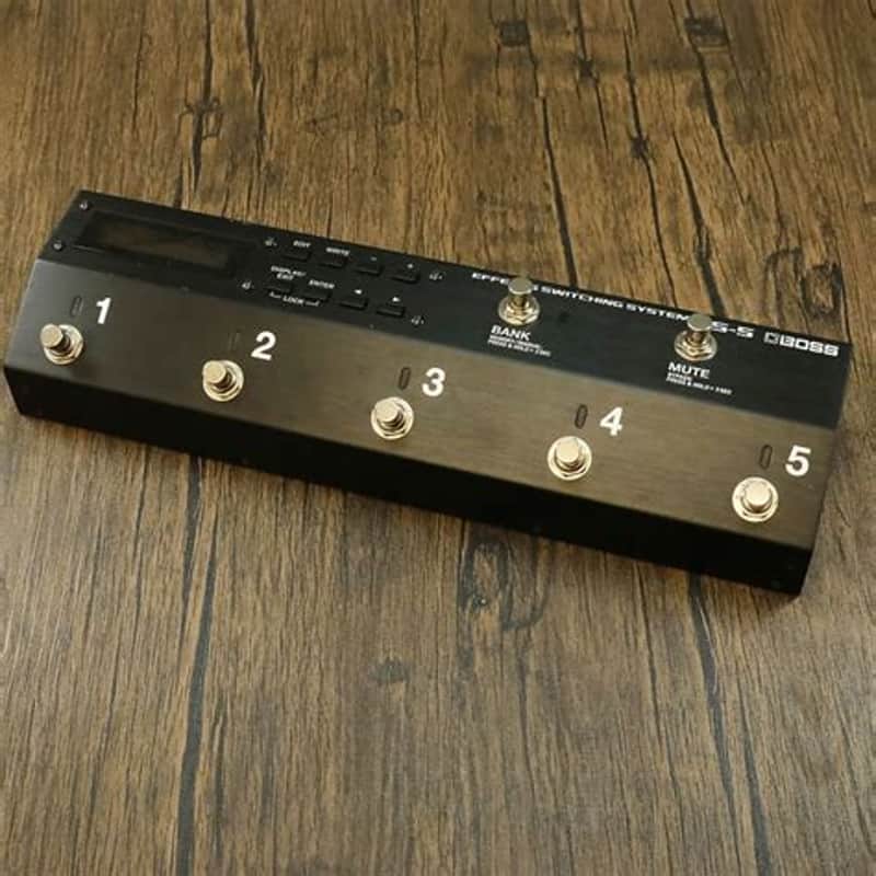 Boss ES-5 Effects Switching System