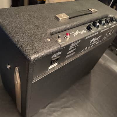 Fender Tone Master FR-12 1000-Watt 1x12" FRFR with Cover image 8