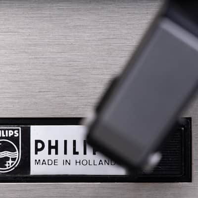 PHILIPS record player image 3