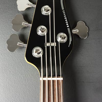 Yamaha BBP35II VS Vintage Sunburst w/case Demo image 3
